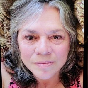 Meet your Posher, Debra